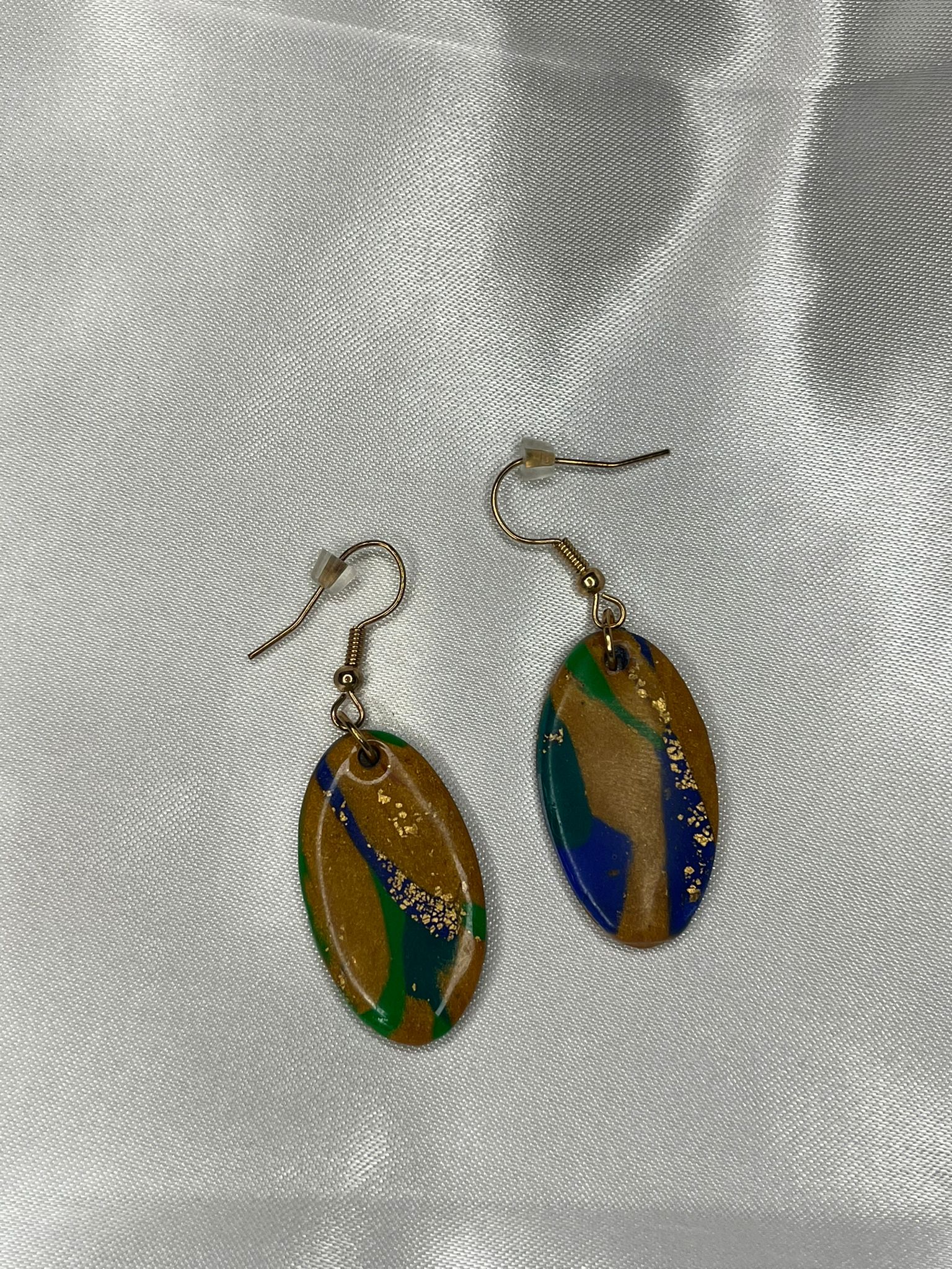 Earthy Gold Oval Earrings